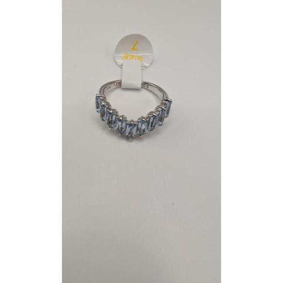 Silver Chevron Ring with Blue Gemstones, Size 7 - Picture 1 of 8